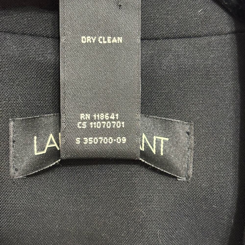 Lane Bryant Single Breasted Blazer in Black - Size 22 - Picture 6 of 7